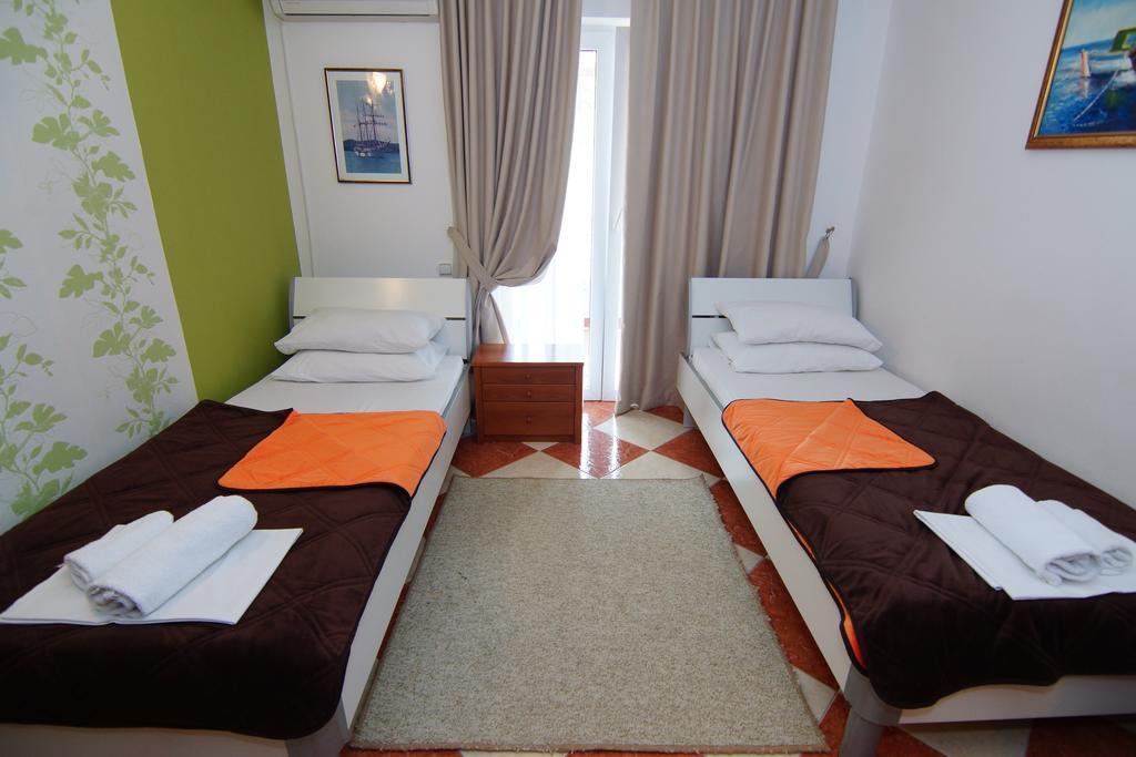Guesthouse Villa Gaga Budva Exterior photo